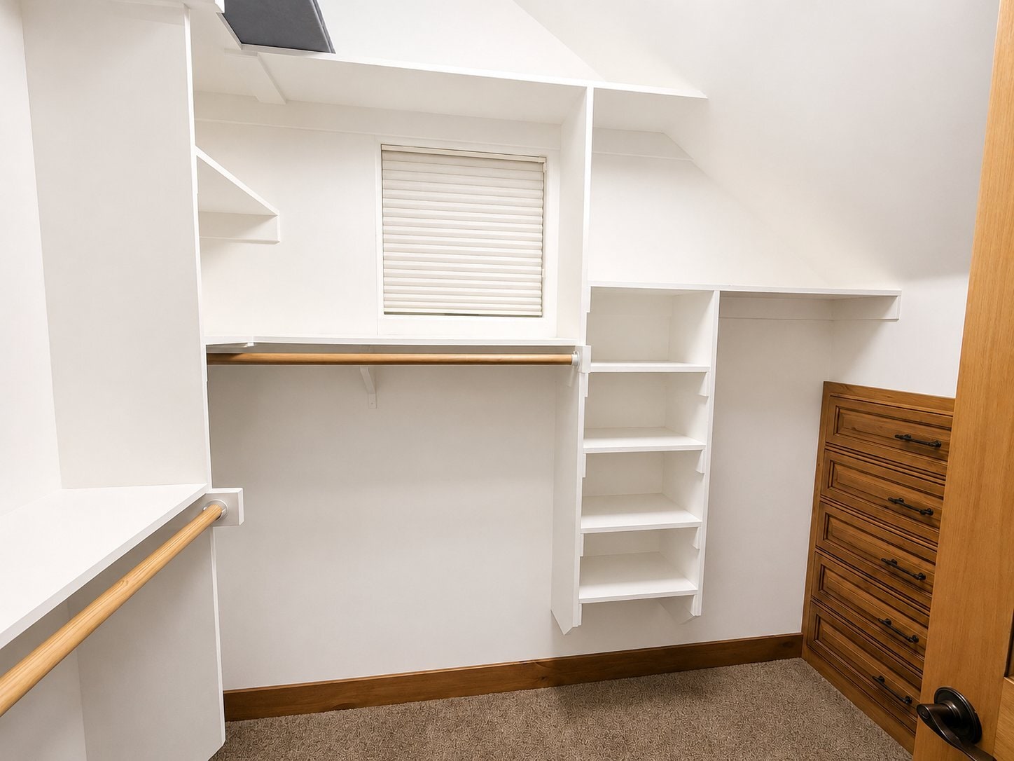 Building Photo - 2098 Lamb Ln