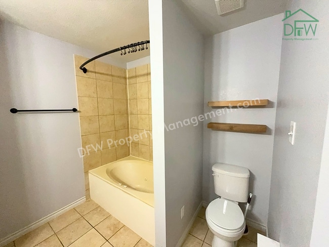 Building Photo - For Lease: Corner Townhome near DFW Airport - 3BR/2.5BA, Private Pool, Attached Garage, W/D Included
