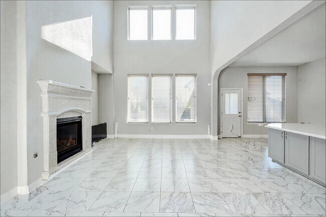 Building Photo - 23527 San Ricci Ct