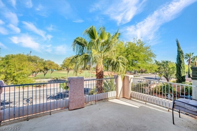 Building Photo - 612 Silver Grove St