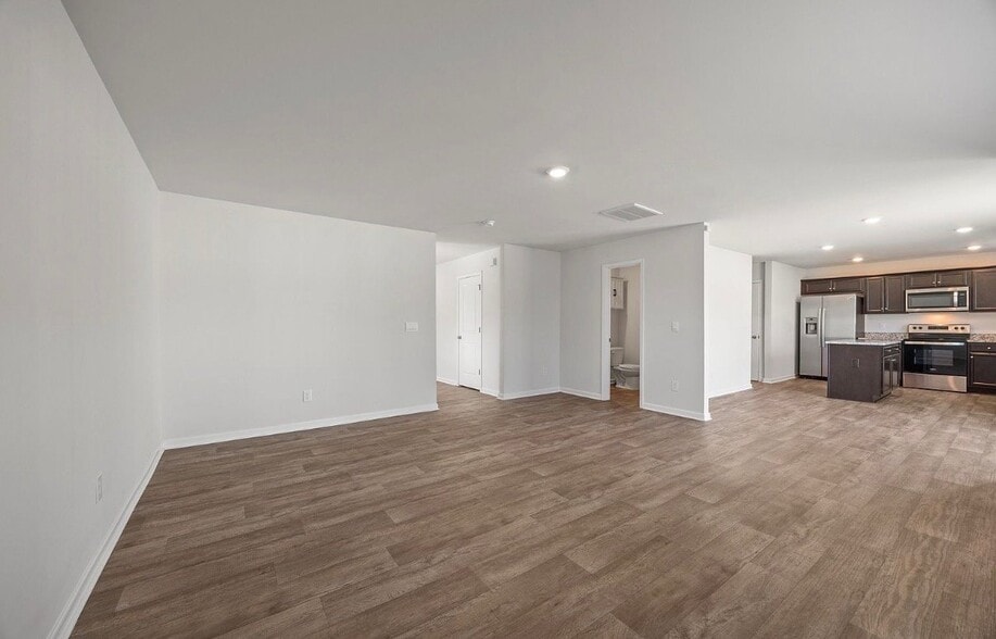 Building Photo - 1917 Rolling Meadows Dr