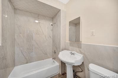 Building Photo - 32-48-48 84th St