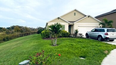 Building Photo - 1128 Fox Path Rd