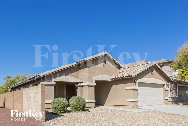 Building Photo - 6120 S 53rd Dr