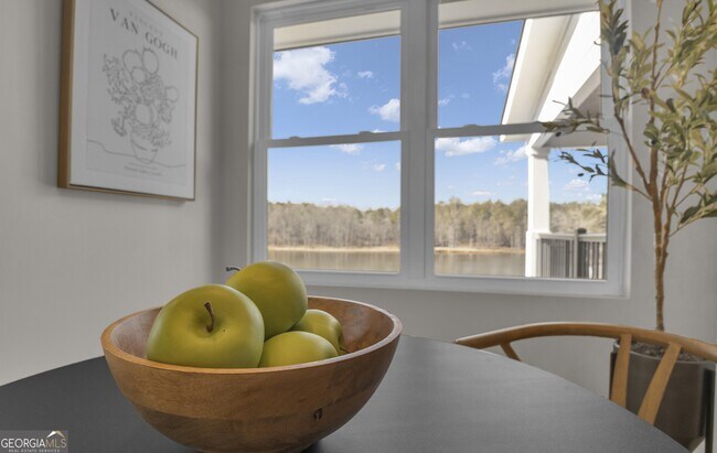 Building Photo - 459 Lester road