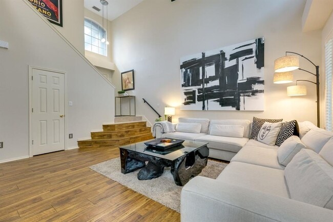 Building Photo - 4501 Whispering Valley Dr