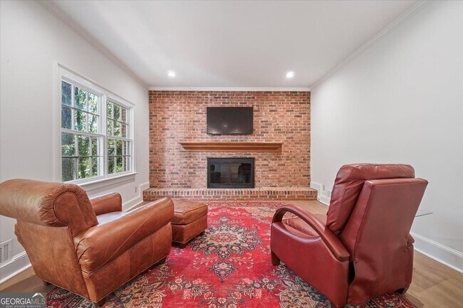 Building Photo - 80 Cliffcreek Trce NE