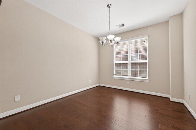 Building Photo - 3002 Overbrook Meadow Ln