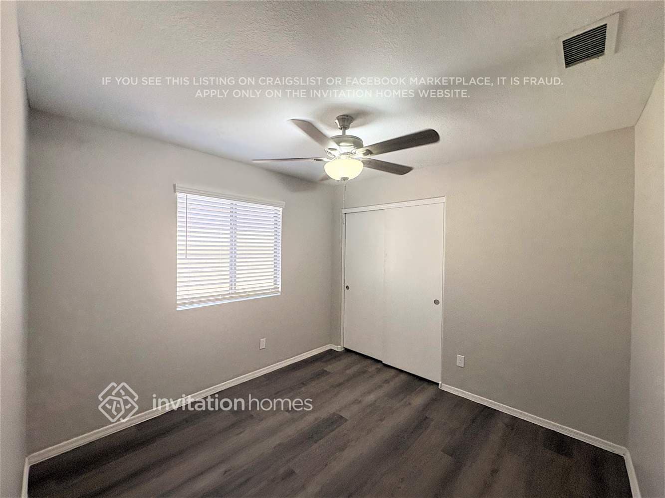 Building Photo - 7349 N 70th Dr