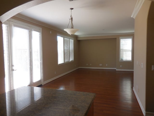 Building Photo - 2101 Canyon Cir