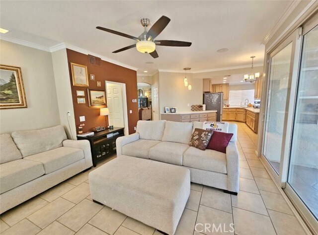Building Photo - 39620 Glenwood Ct