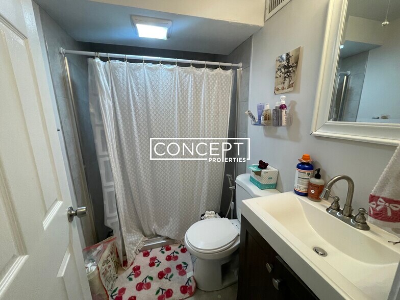 Building Photo - 55 Dudley St