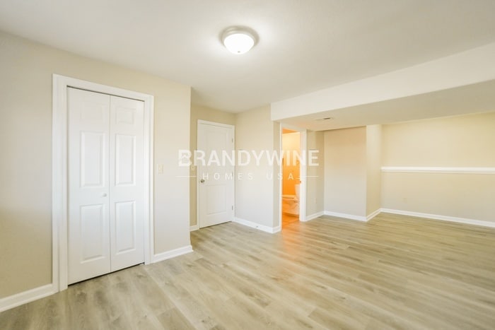 Building Photo - 1607 NW High View Dr