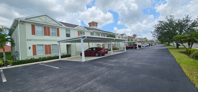 Building Photo - 3/2 Condo in Province Park of Fort Myers
