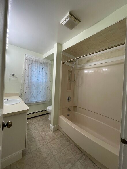 Bath - 8 Woodland St