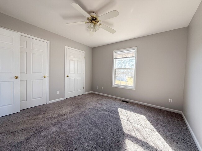 Building Photo - Spacious 3-Bedroom Home with Huge Basement, Garage, and Scenic Country Views