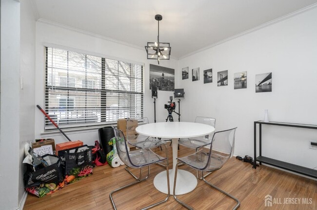 Building Photo - 57 Boston St