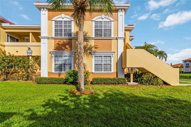Building Photo - 1025 Villagio Cir
