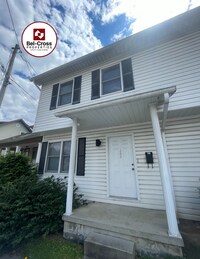 Building Photo - 600/602 Brandon St