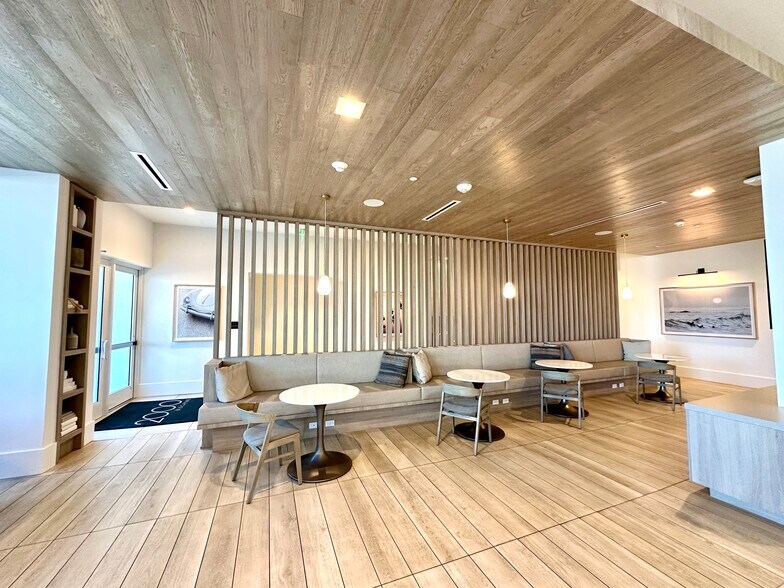 Building Photo - 234 NW 17th St