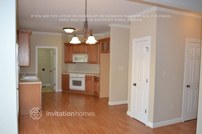 Building Photo - 3000 Telefair Ln