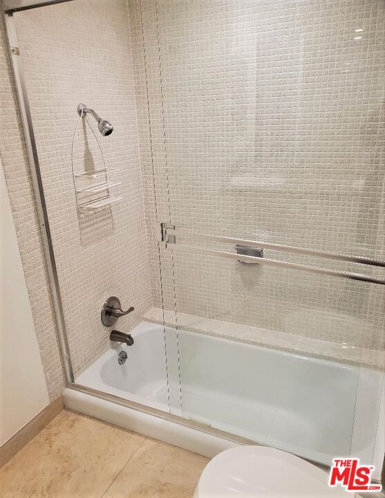 Building Photo - 435 N Palm Dr