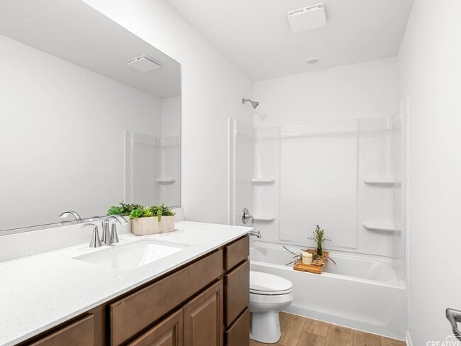 Building Photo - 25656 W Yorkshire Dr