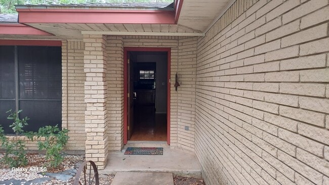 Primary Photo - 2825 Swiss Pine Ct
