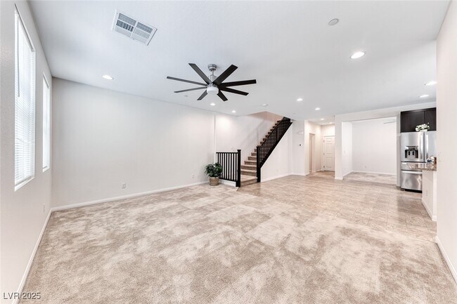 Primary Photo - 1024 Via Panfilo Ave