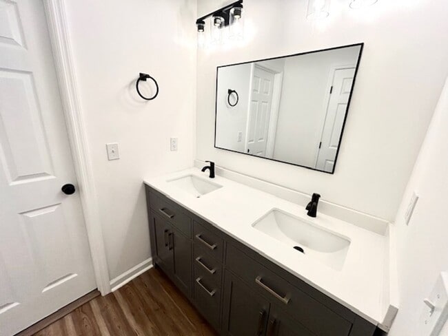 Building Photo - New Construction Home located in Guntersvi...