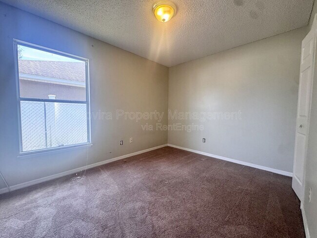 Building Photo - 116 Barrington Dr