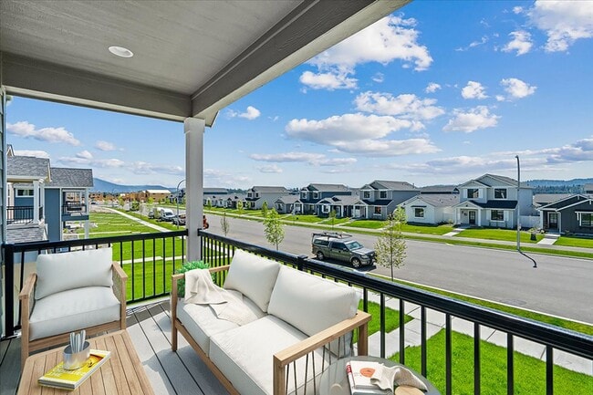 Building Photo - Perfectly designed 5-bedroom, 3-bath single family home