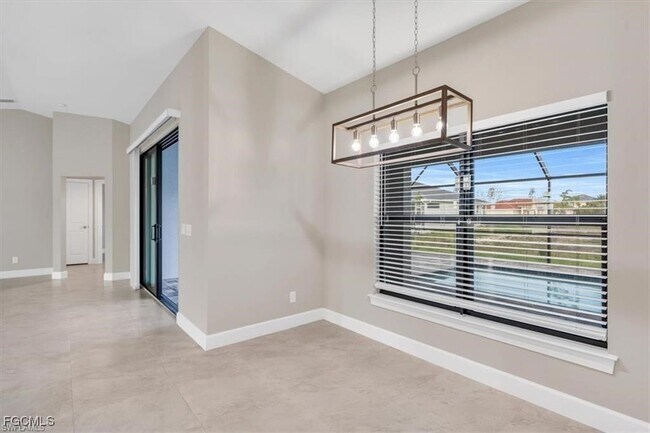 Building Photo - 1241 NW 37th Pl