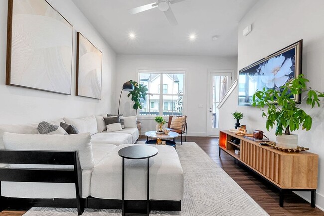 Building Photo - 1249 Zucchini Cir SE