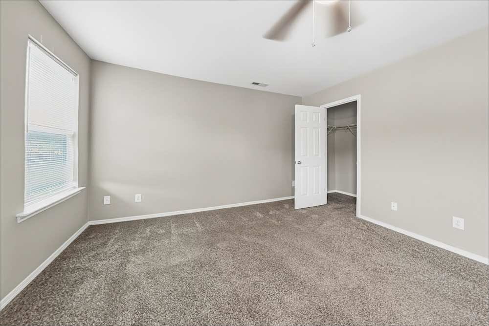 Building Photo - 3694 Patrolina Ave