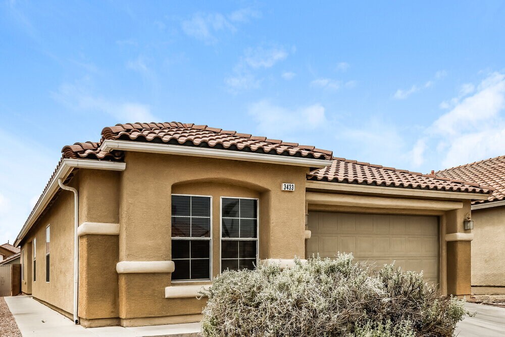 Building Photo - 3433 E Palatine Hills Ave