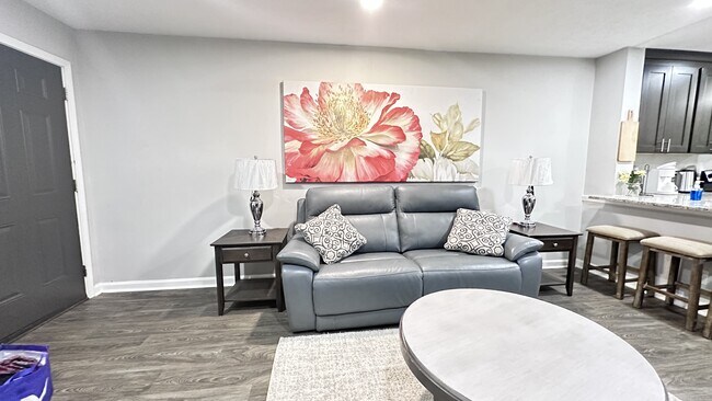 Building Photo - 6478 Voyles Dr