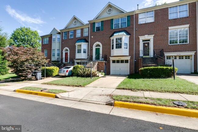 Building Photo - 20780 Dockside Terrace