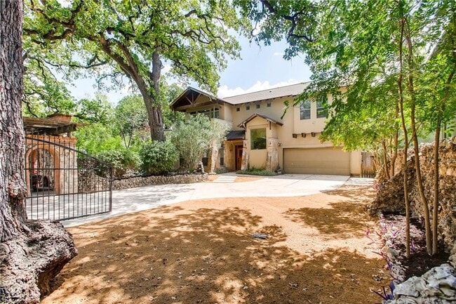 Building Photo - 306 E 34th St