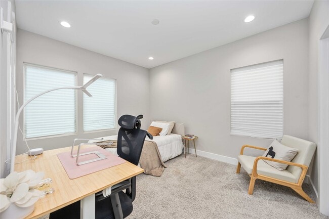 Building Photo - 2611 Huntington Creek Ln