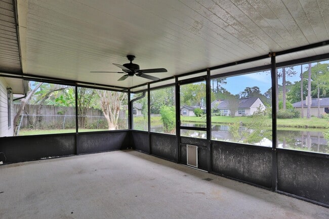 Building Photo - 11151 Stoney Point Ln W