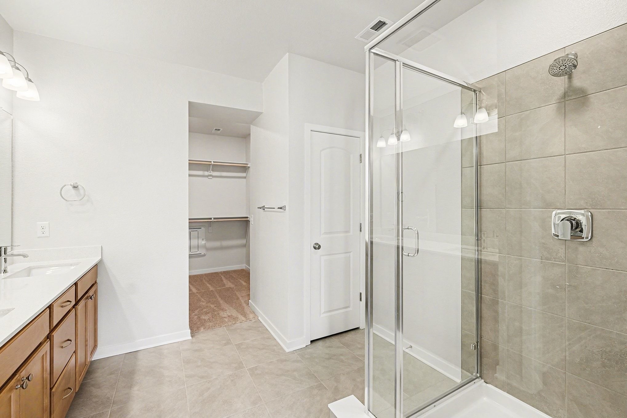 Building Photo - 6328 Deerfoot Dr