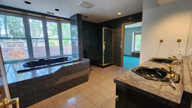 Building Photo - 1806 Courtland Ave