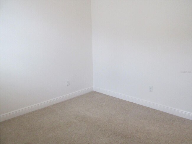 Building Photo - 4900 Golden Zenith Wy