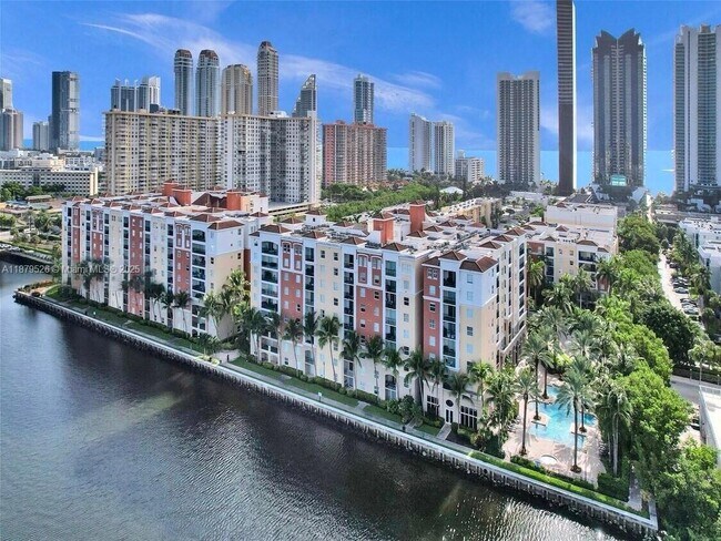 Building Photo - 17150 N Bay Rd