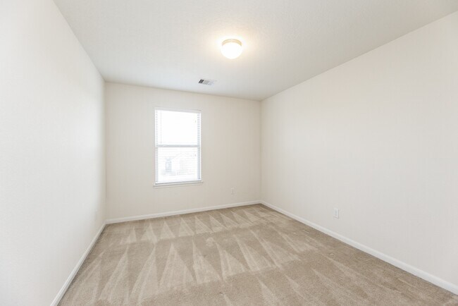Building Photo - 25342 Briscoe Village Dr
