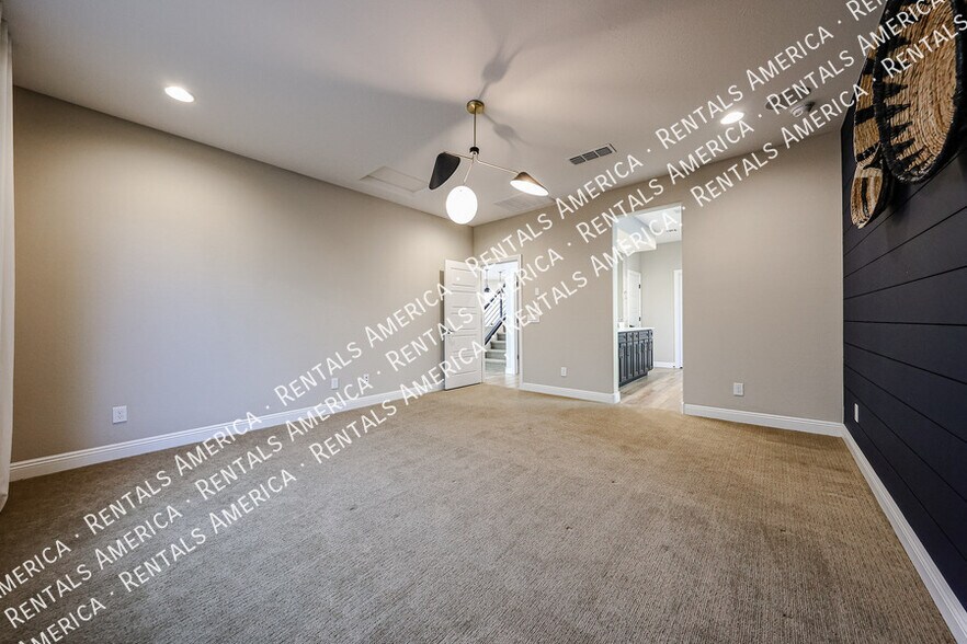 Building Photo - 1400 Flintlock Dr