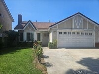 Building Photo - 11322 Oakwood Dr