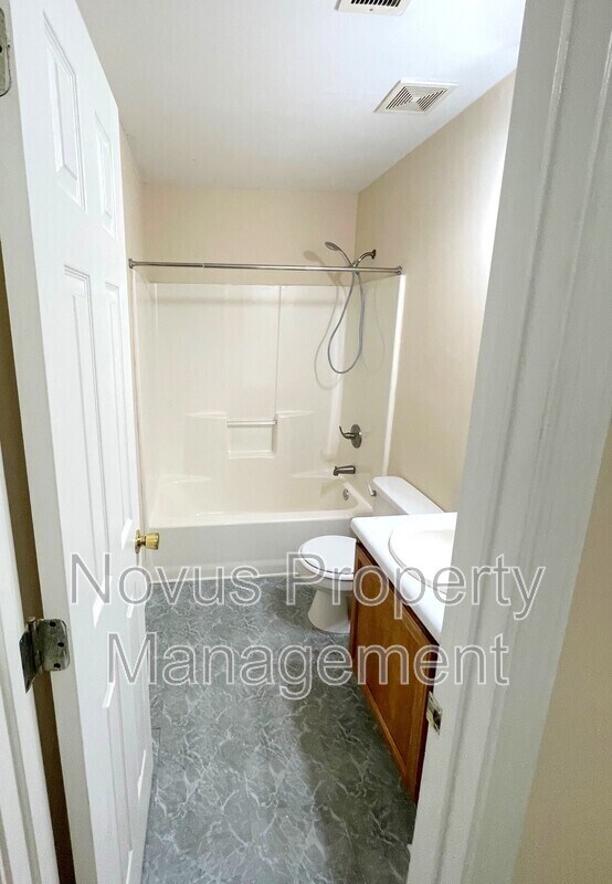 Building Photo - 118 Kylee Ct