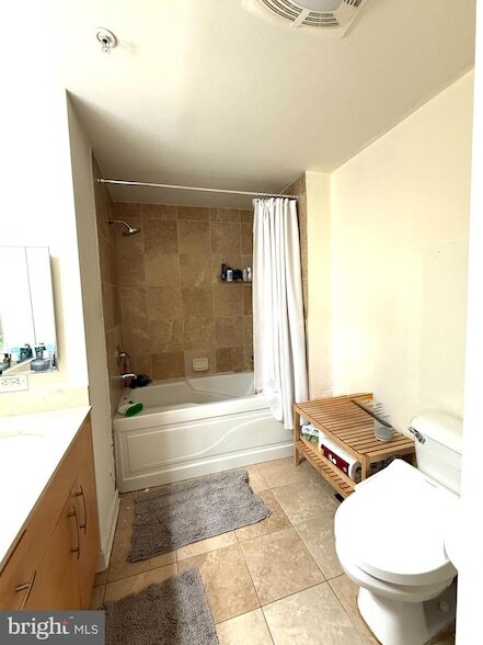 Building Photo - 475 K St NW